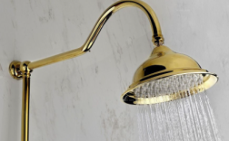 花洒的顶喷老是滴水是什么问题？