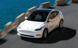 特斯拉公布2025年财报：营收史上首次下滑 全年净利润38亿美元近腰斩 ！