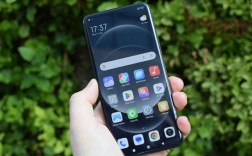 小米17 Ultra蓄势待发：直屏+大圆镜头 没有背屏 !