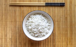 男子因常年吃猪脚饭被紧急送医：险些危及生命 !