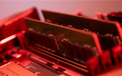 内存史上第一次：DDR4内存价格一年涨了18倍 DDR5仅涨了5倍 ！