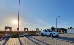 交通运输部：高速公路服务区充电桩覆盖率已达98.4% ！