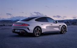 卢伟冰：小米汽车累计交付破50万台 年度交付超35万台 ！