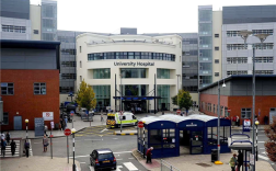 英国一脑瘤患者本应服药6个月 却被错误治疗8年！致双目失明 ！