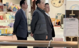 三星掌门人李在镕在北京买LABUBU 商场购物引关注 ！