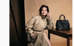 《热辣滚烫》减肥100斤后爆火：贾玲成Prada代言人 ！