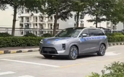 多少钱你会买！腾势N8L路试谍照曝光：车长5米2 定位大型SUV ！