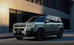 钛7成中国方盒子销冠！方程豹11月大卖37405台 同比大涨339% ！