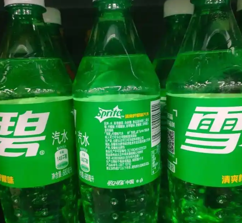 雪碧悄悄换了配方?售后人员回应：配方并非是近期改动 ！-图1